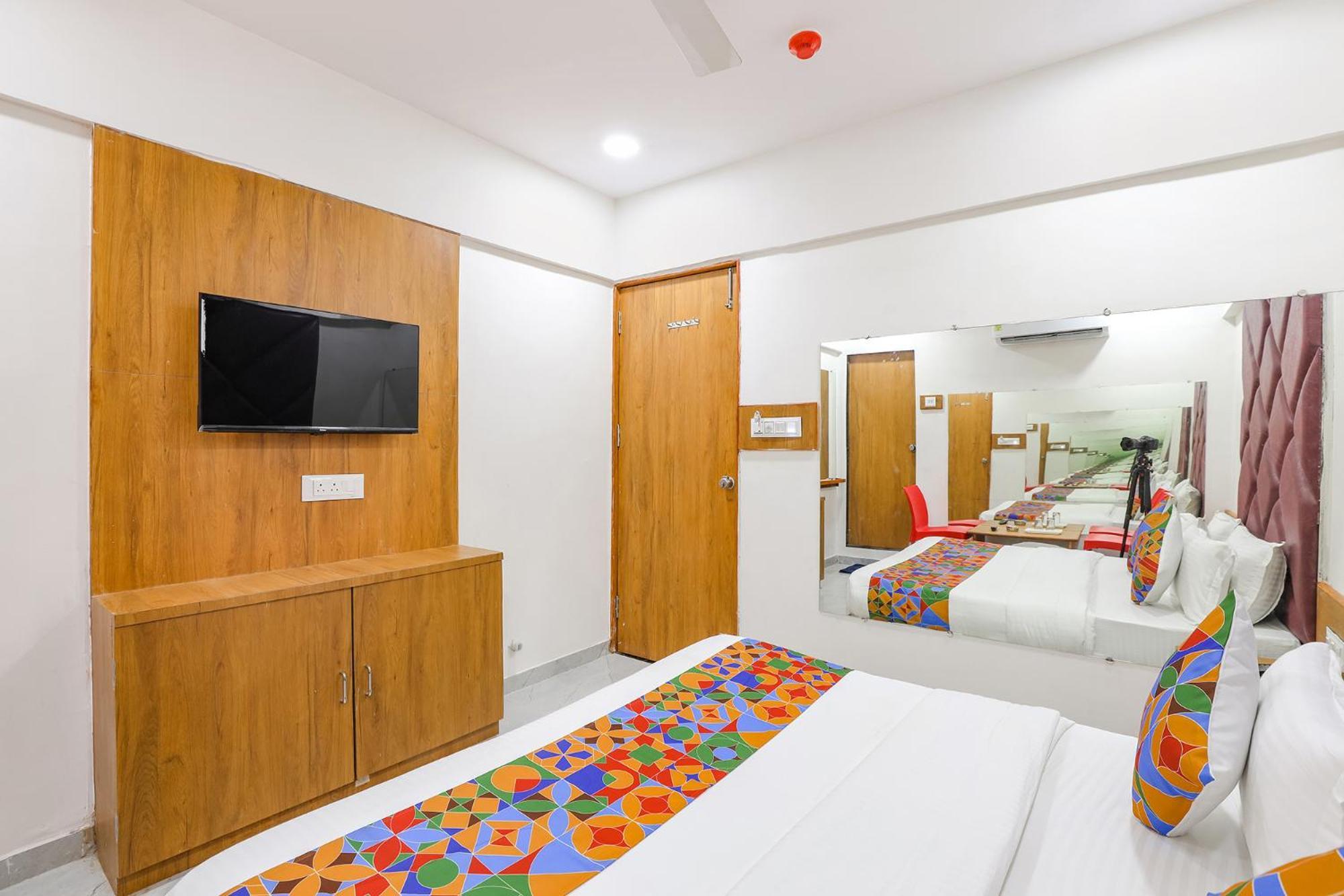 Fabhotel Crystal I - 甘地讷格尔 外观 照片